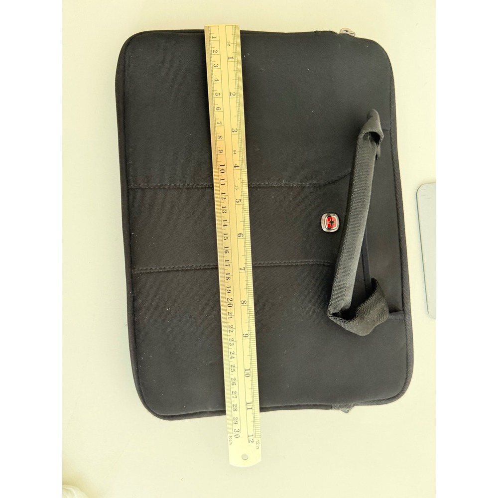 Wenger SwissGear Laptop Sleeve Case Black Padded Bubble Interior 12x9 Inch - Picture 4 of 6